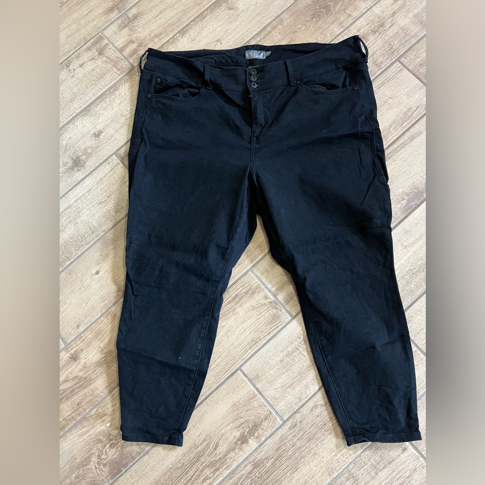 Torrid 3 button jeggings